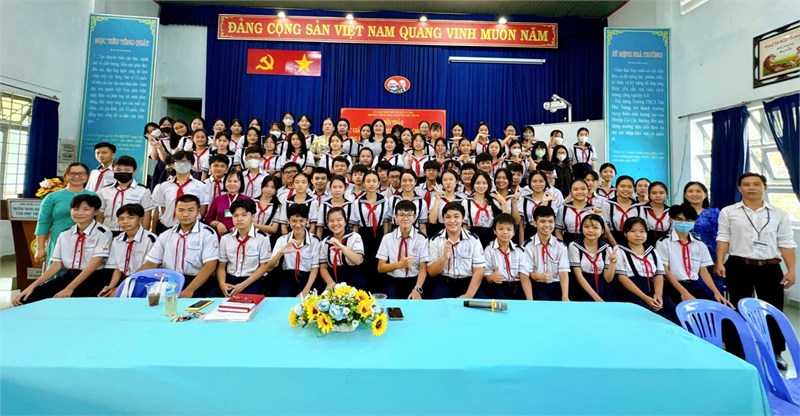 Lễ  Ra quân  Đội tuyển HSG dự thi kỳ thi HSG cấp huyện năm học 2024 - 2025
