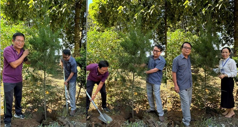 Thầy Nguyễn Văn Bưởi và Thầy Phan Văn Đạo trồng cây tặng trường
