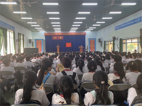 Tư vấn xét Tốt nghiệp THCS năm học 2023 - 2024 và tuyển sinh 10 năm học 2024 - 2025 cho học sinh lớp 9