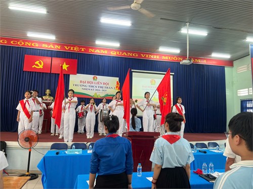 Đại hội Liên đội trường Trung học cơ sở Thị Trấn 2 năm học 2024-2025