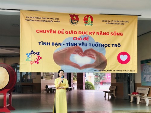 Chương trình  cùng em vững bước 🎉
🥰🥰chuyên đề  tình bạn - tình yêu tuổi học trò 