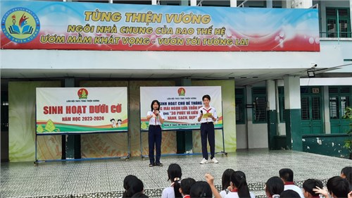 Sinh hoạt chủ điểm tháng 1 - Sáng mãi ngọn lửa Trần Văn Ơn
