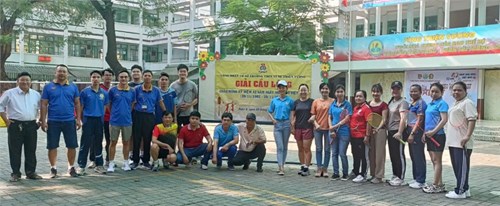 Hình ảnh giải cầu lông chào mừng kỉ niệm 42 năm ngày nhà giáo Việt Nam