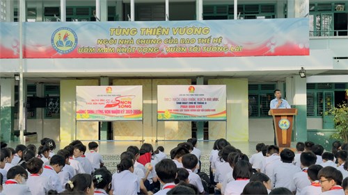 Sinh hoạt dưới cờ Tuần 28