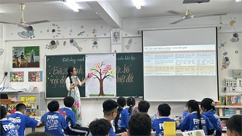 Một số hình ảnh tiết dạy NCBH_ Bài dạy minh họa: Sinh vật và sự phân bố các đới thiên nhiên. Rừng nhiệt đới_GV thực hiện Phùng Thị Luyến