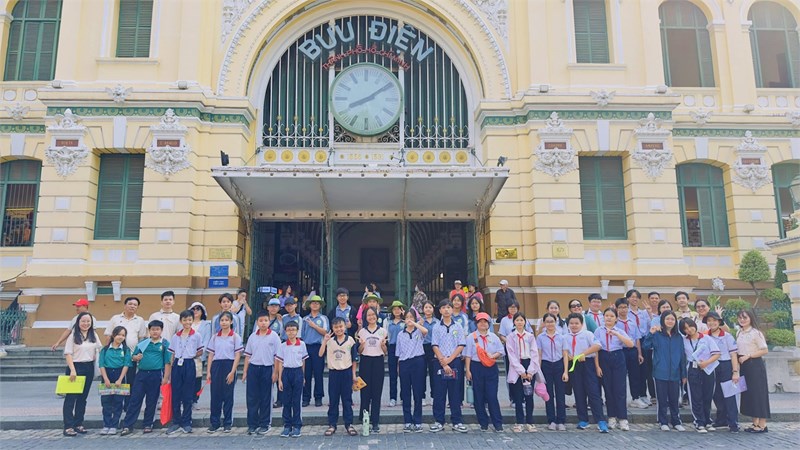 Một số hình ảnh hoạt động trải nghiệm tổ Tiếng Anh