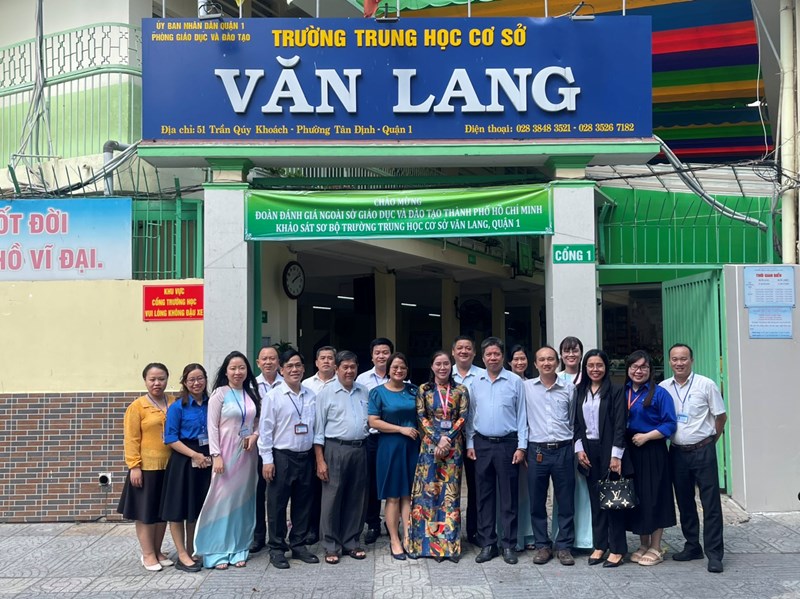 Trường Trung học cơ sở Văn Lang đón đoàn Kiểm định chất lượng giáo dục