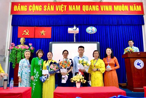 Lễ kết nạp đảng viên mới