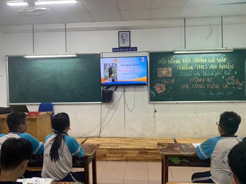 Theo bước chân những người anh hùng - Đoàn 10, Đặc Công Rừng Sác.