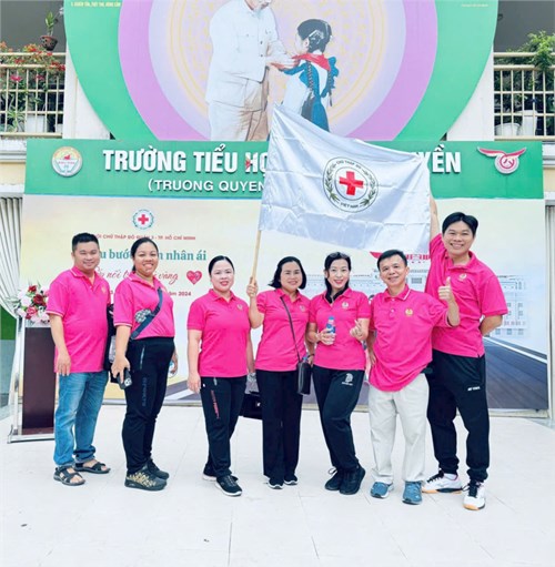 Công đoàn viên Trường THCS Bàn Cờ hào hứng tham gia Hành trình  Triệu bước chân nhân ái - Tiếp nối trang sử vàng 