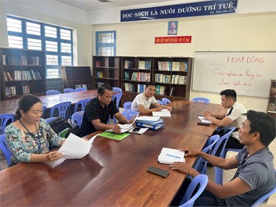 Sinh hoạt chuyên môn lần 2 tháng 2 tổ giáo dục thể chất