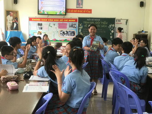 “sách mở ra trước mắt tôi những chân trời mới”