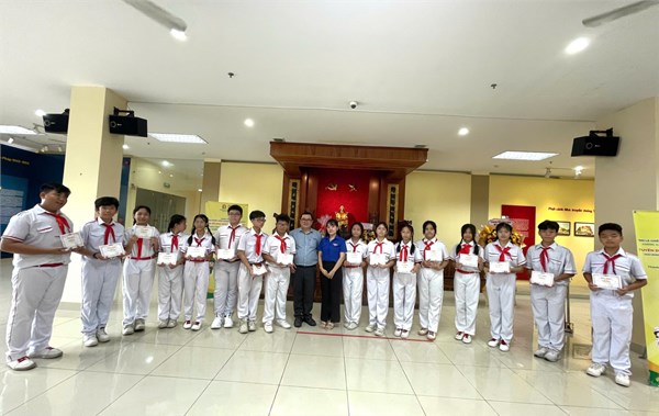 Liên đội tổ chức Lễ tuyên dương “Gương đội viên tiêu biểu”