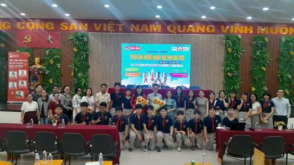 Tư vấn tuyển sinh, hướng nghiệp và định hướng phân luồng học sinh sau trung học cơ sở lần thứ 10 năm học 2024 - 2025