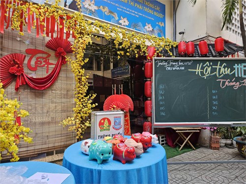 Hội thu phong trào  Nuôi heo đất vì bạn 