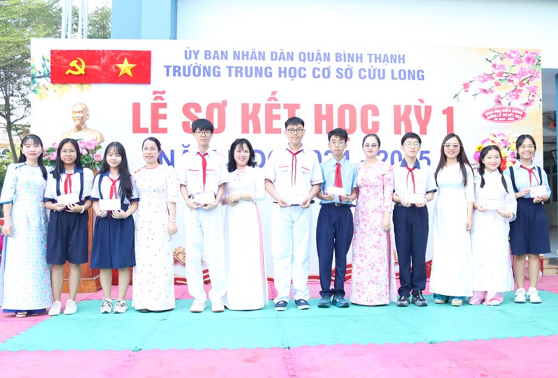 Lễ sơ kết học kì 1 năm học 2024-2025