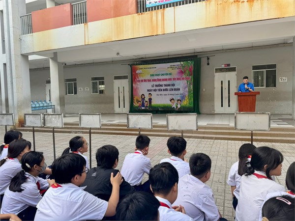 Lễ trưởng thành đội cho học sinh lớp 9 năm học 2024-2025