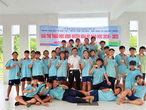 Môn Kéo co: 3 bộ Huy chương cấp Huyện