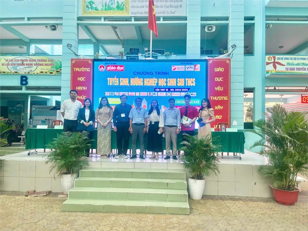 Tư vấn tuyển sinh, hướng nghiệp cho học sinh khối 9