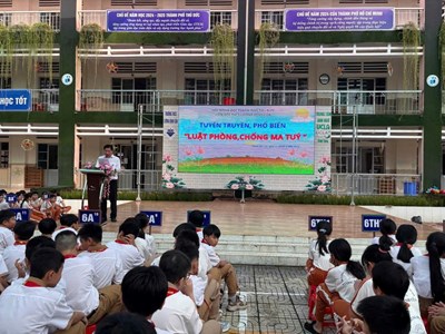 Tuyên truyền Luật Phòng, chống ma túy.