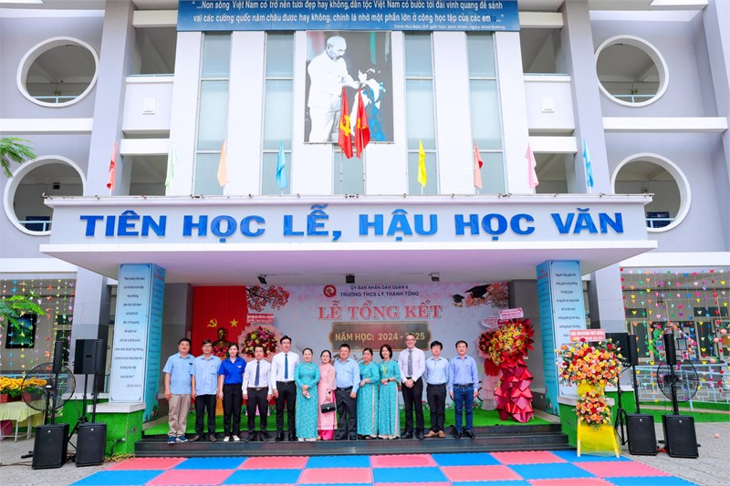 Lễ tổng kết năm học 2024 - 2025.