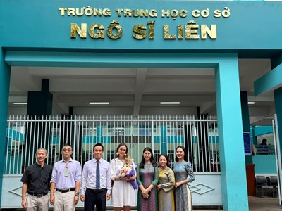 Trường THCS Ngô Sĩ Liên đón tiếp bà Anne-Laure Vincent – Tùy viên Hợp tác tiếng Pháp năm 2025