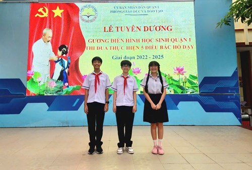 Tuyên dương Học sinh Tiêu biểu Quận 1