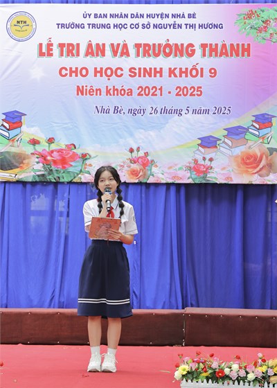 Trường THCS Nguyễn Thị Hương tổ chức Lễ tri ân và trưởng thành cho học sinh lớp 9, niên khóa 2021-2025.