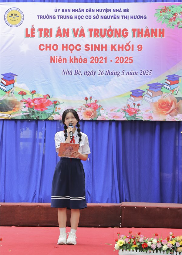 Trường THCS Nguyễn Thị Hương tổ chức Lễ tri ân và trưởng thành cho học sinh lớp 9, niên khóa 2021-2025.