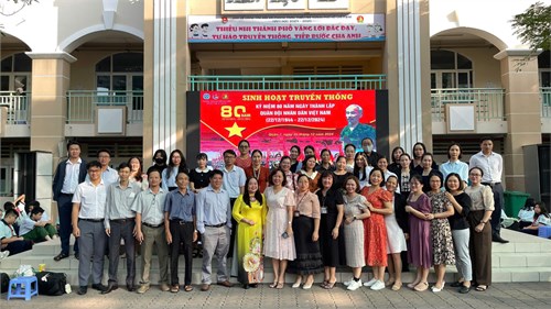 Sinh hoạt truyền thống Kỷ niệm 80 năm ngày Thành lập Quân đội nhân dân Việt Nam (22/12/1944-22/12/2024)