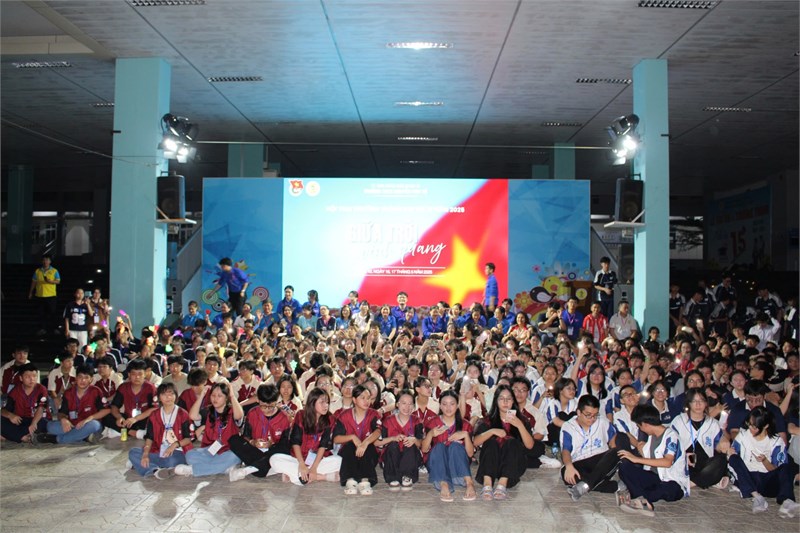 Hội trại khối 9 - khi tôi 15 – giữa trời vinh quang