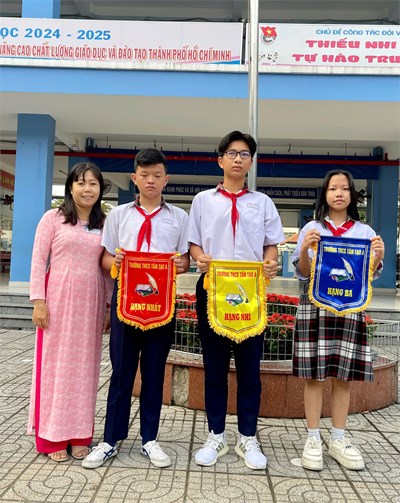 Sinh hoạt dưới cờ tuần 22