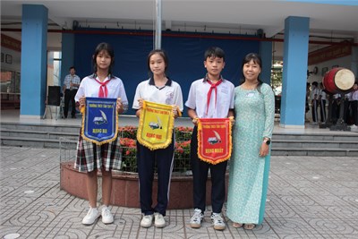Sinh hoạt dưới cờ tuần 31