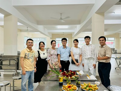 Tham gia hoạt động ngày hội liên hiệp phụ nữ Việt Nam 20 - 10