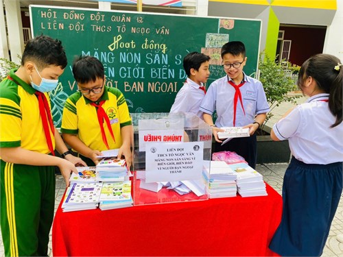 Phong trào “măng non sẵn sàng vì biên giới biển đảo “ - “vì người bạn ngoại thành” năm học 2024-2025