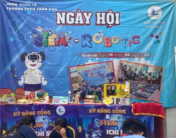Hình ảnh  Ngày hội STEM-ROBOTIC 