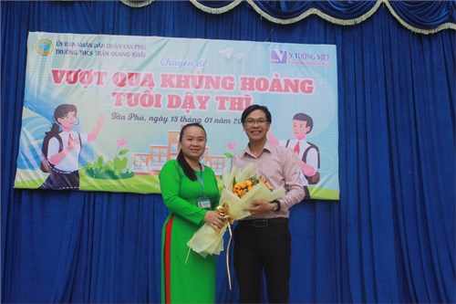 Chương trình  Vượt Qua Khủng Hoảng Tuổi Dậy Thì 
